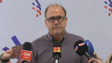 20072403 PUNTO DE PRENSA PRESIDENTE DC ALBERTO UNDURRAGA 02