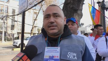 28072402 DECLARACIONES DE VENEZOLANOS QUE ASISTEN A VOTAR 02