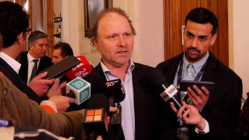020924C03 DECLARACIONES SENADOR ALFONSO DE URRESTI 01