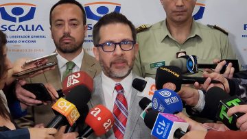 FISCALES Y CARABINEROS POR ROBO A BRINKS 03