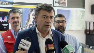 05122406 PRESENTAN CONDICIONES DE BOTÓN ROJO 01