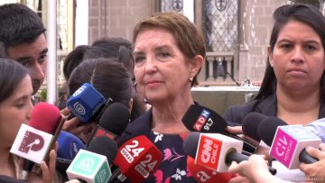 06122406 DECLARACIONES GLORIA HUTT 01
