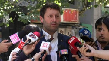 13122404 DIPUTADO UDI SOBRE REGULARIZACIÓN DE EXTRANJEROS 08