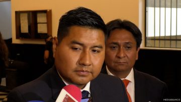 13122411 DECLARACIONES GOBERNADOR DE ARICA 01
