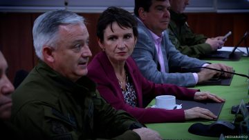 131224TEM03 MINISTRA TOHÁ PARTICIPA EN REUNIÓN DE SEGURIDAD EN LA ARUCANÍA 01