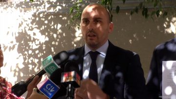 16122402 DIPUTADO UDI POR REGULARIZACIÓN EXTRANJERA 01