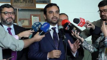 16122404 AUTORIDADES POR ENROLAMIENTO A MIGRANTES 01