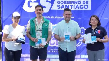 22122403 CLAUDIO ORREGO Y OLA DE CALOR EN PARQUEMET 01