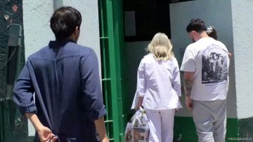 25122404 INGRESO ESPOSA MONSALVE A VISITA EN CAPITÁN YÁBER 01