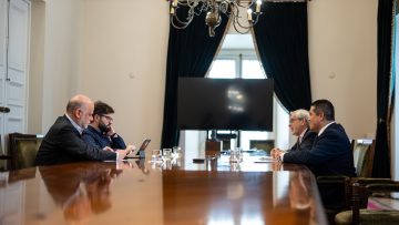 31122404 APOYOS REUNIÓN PRESIDENTE BORIC 03