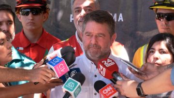 11012515 GOBERNADOR RM Y AUTORIDADES POR PREVENCIÓN INCENDIOS FORESTALES 01