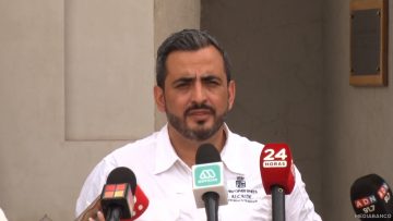 08022506 DECLARACIONES ALCALDE SAN BERNARDO TRAS REUNIÓN EN LA MONEDA 01