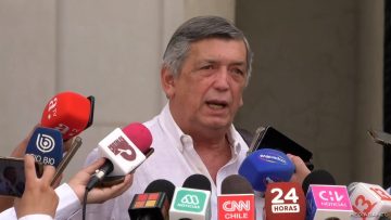 26022510 DECLARACIONES LAUTARO CARMONA EN LA MONEDA 07