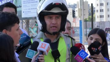 02032501 DELEGADO RM, CARABINEROS Y AUTORIDADES POR SUPER LUNES 01