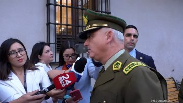 05032501 REUNIÓN MINISTRO ELIZALDE CON POLICÍAS