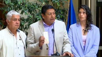 110325C06 DIPUTADOS OFICIALISTAS POR CENSURA A LA MESA 01
