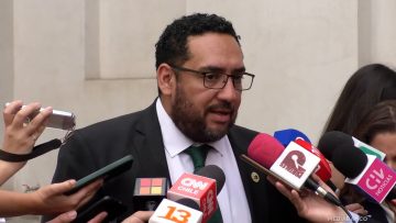 19032512 DECLARACIONES MINISTRO CATALDO EN LA MONEDA 01