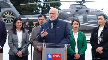 21032506 MINISTRO ELIZALDE EN VALDIVIA 01