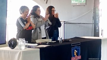 22032522 MINISTRAS JARA Y ORELLANA EN COLO-COLO 01