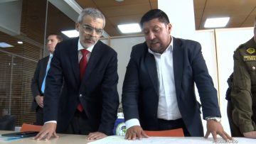 01042510 MINISTRO CORDERO POR REUNIÓN CON ALCALDE DE EL BOSQUE 19 (1)