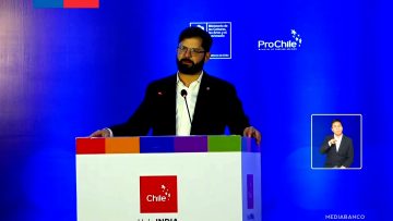 030425IND04 PRESIDENTE BORIC EN SHOOT IN CHILE 16 (2)