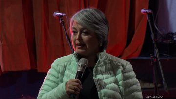 11042516 JEANNETTE JARA EN ENCUENTRO CON VECINOS 01