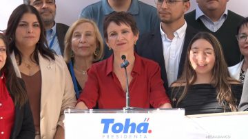 12042506 DECLARACIONES CAROLINA TOHÁ 01