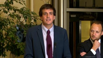 150425C14 DEECLARACIONES DIPUTADOS SCHALPER Y GUZMAN 09