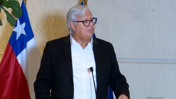160425C01 SENADOR GASTÒN SAAVEDRA POR REEMPLZAO DE SENADORA ALLENDE 05