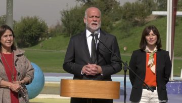22042502 MINISTRO ELIZALDE FIRMA CONVENIO CON SENDA 21 (1)