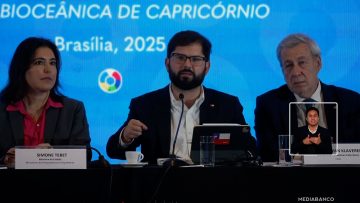230425BRA04 PRESIDENTE BORIC EN MESA REDONDA 01 (2)