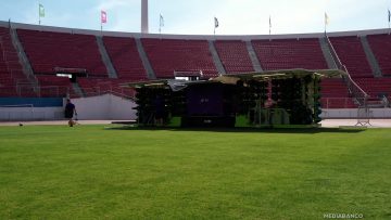 230425DEP02 CAMBIO DE CÉSPED ESTADIO NACIONAL 01 (1)