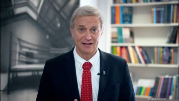 24042511 JOSÉ ANTONIO KAST POR DÉFICIT FISCAL 01