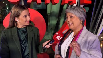 22062519 JEANNETTE JARA PREVIO AL DEBATE 01