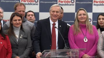 14072505 PUNTO DE PRENSA REPUBLICANOS 01 (1)