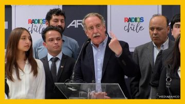 04112516 PUNTO DE PRENSA EDUARDO ARTÉS POST DEBATE ARCHI DEST (1)