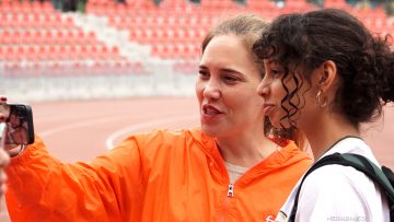 07122505 APOYO MAGDALENA PIÑERA Y DEPORTE ESCOLAR EN ESTADIO NACIONAL 01