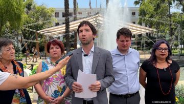 10122527 CONCEJAL DE ÑUÑOA PRESENTA QUERELLA CONTRA ALCALDE SEBASTIÁN SICHEL 01