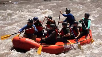 13122506 DECLARACIONES GOBERNADOR SANTIAGO TRAS RAFTING EN RÍO MAPOCHO 01