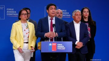17122504 AUTORIDADES SOBRE COORDINACIÓN POR FIESTAS DE FIN DE AÑO 08