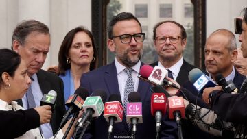 04052626 DECLARACIONES MEDIO DE COMUNICACION TRAS REUNION CON PRESIDENTE KAST 01