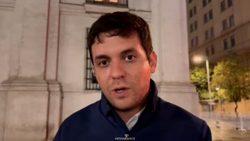 06052620 ALCALDE IGLESIAS TRAS CITA CON PRESIDENTE KAST 05 (1)