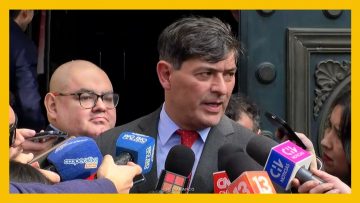 07052610 DECLARACIONES FRANCO PARISI TRAS REUNIÒN CON MINISTRO QUIROZ 09 (1)
