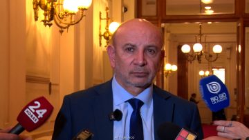 11052626 DECLARACIONES TRAS SESIÓN DE COMISIÓN DE SALUD EN SENADO 01