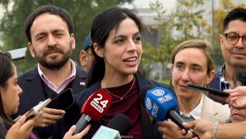 15052605 PUNTO DE PRENSA MINISTRA DE MEDIO AMBIENTE 01
