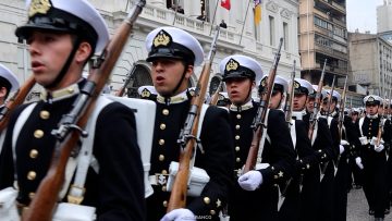 16052603 DESFILE DE LA ARMADA EN PLAZA DE ARMAS SANTIAGO, ESTE VIERNES 20