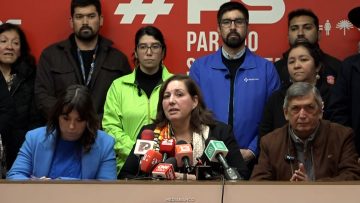 25052612 PARTIDOS DE OPOSICIÓN TRAS REUNIÓN 01 (2)