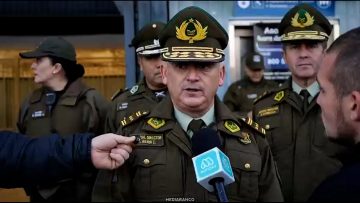 27052601 GENERAL DIRECTOR DE CARABINEROS 13