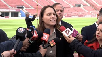 27052607 PUNTO DE PRENSA DE LA MINISTRA DEL DEPORTE Y SENADOR WALKER 01 (1)