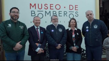 30052609 APOYO MINISTRO GARCÍA VISITA A BOMBEROS 01